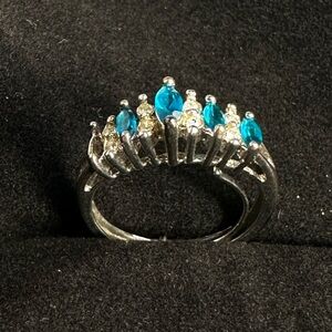 Elegant Silver and Blue Gemstone Ring